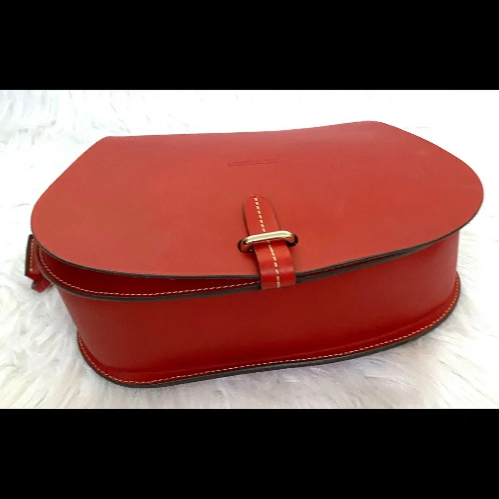 SOLD Dooney and bourke alto saddle crossbody - Picture 5 of 11